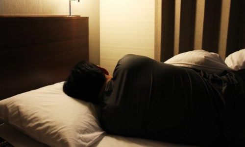 睡眠時間が短い方は性欲が減退する